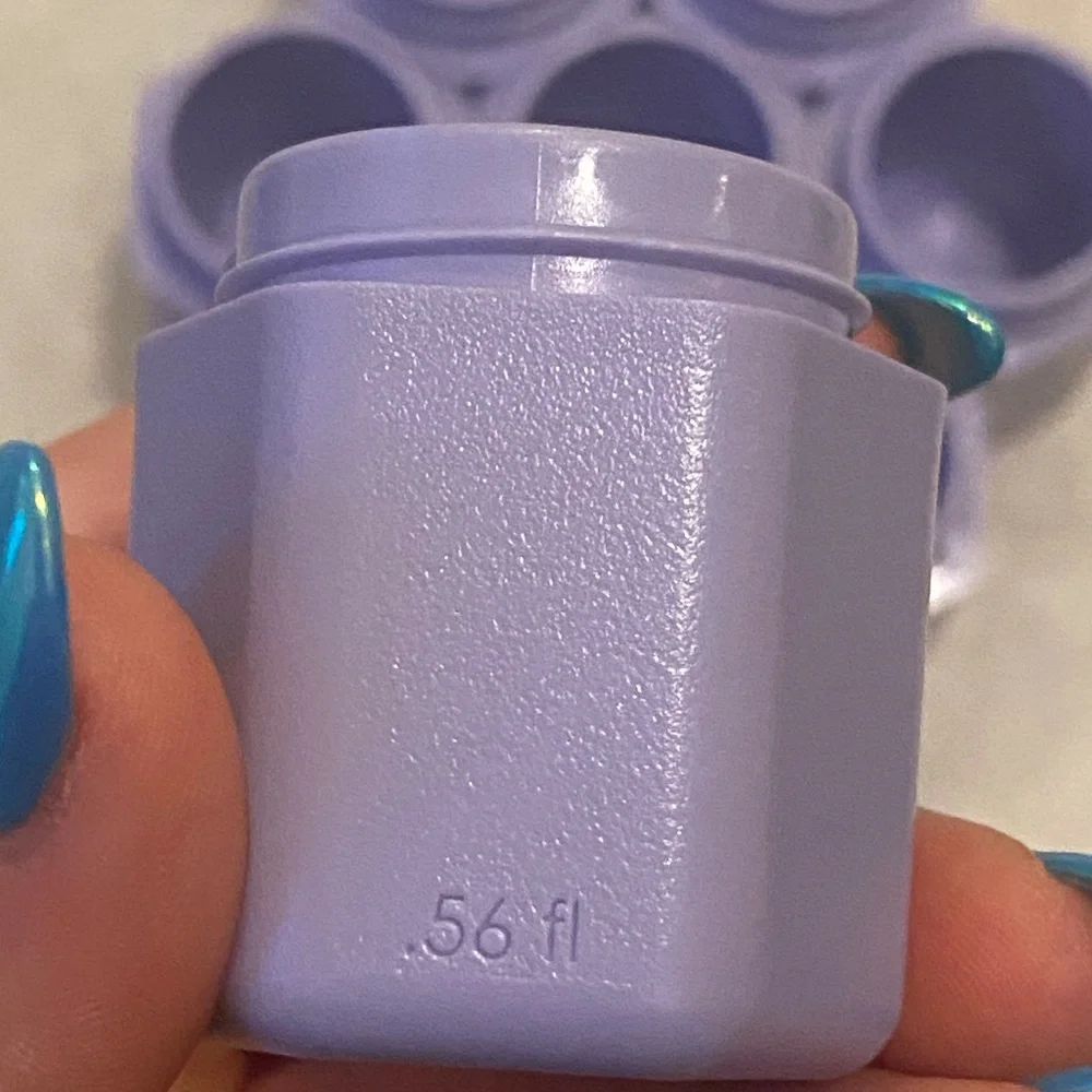 NWOT 10 Cadence Magnetic Travel Containers - Set of 10 - Picture 8 of 15